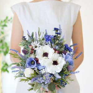 アネモネとラベンダーとオリーブの造花ブーケ